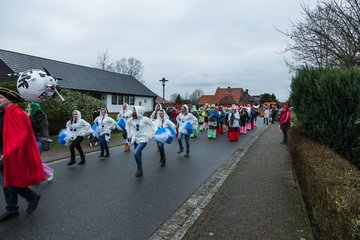 Bild 138 - Latuff Umzug